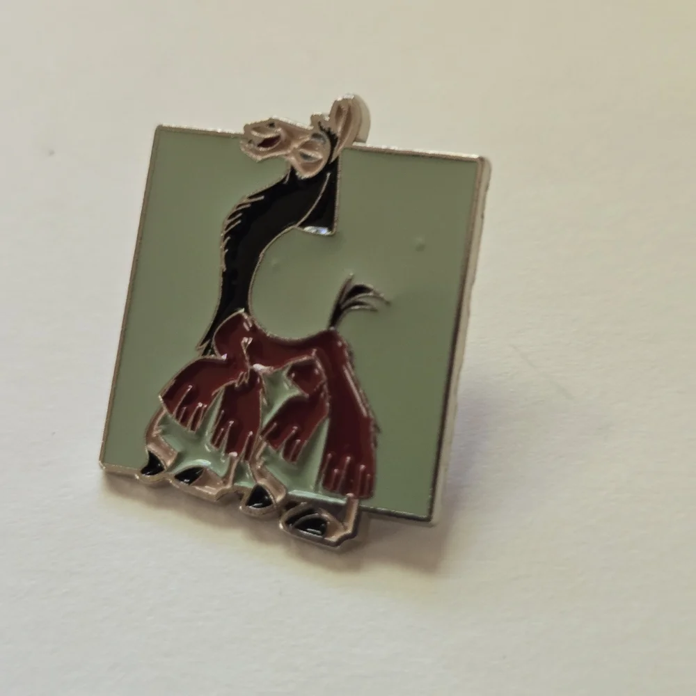 Kuzco Emperor's New Groove Pin - Picture 3 of 5